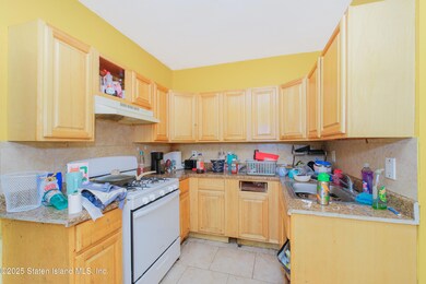 99 Union Ave, Staten Island, NY 10303 - photo 5