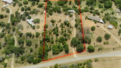 556 Cowboys Ln, Springtown, TX 76082 - photo 2