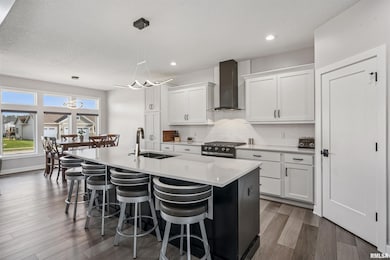 6152 Belle Ct, Davenport, IA 52807 - photo 4