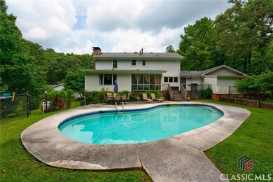 1176 Shadowlawn Dr NE, Conyers, GA 30012 - photo 7