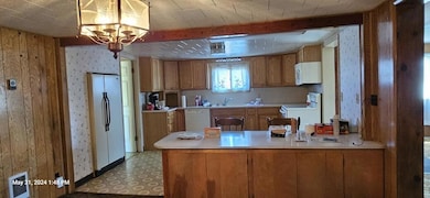 37217 Agency Lake Loop Rd, Chiloquin, OR 97624 - photo 5