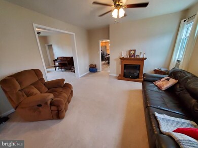 126 S Broad St, Myerstown, PA 17067 - photo 5