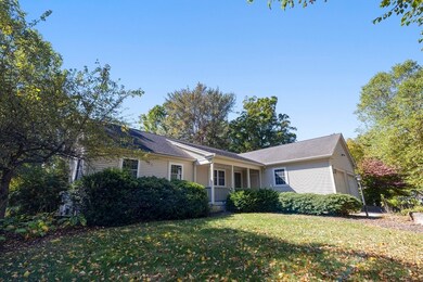 11 Sheerman Ln, Amherst, MA 01002 - photo 2