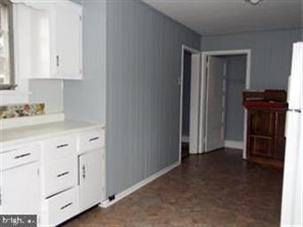 1210 Olive St, Coatesville, PA 19320 - photo 7