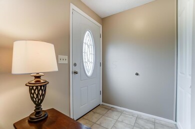 832 N Stygler Rd, Columbus, OH 43230 - photo 6