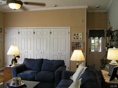 2712 W Gordon St unit 2716, Allentown, PA 18104 - photo 6