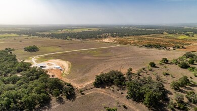 2910 N Rr 1631, Fredericksburg, TX 78624 - photo 6