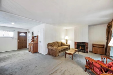 4 Hope Dr, Plainview, NY 11803 - photo 7