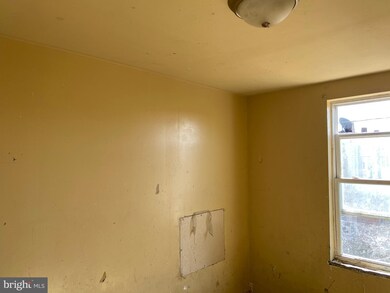 2731 Ashland Ave, Baltimore, MD 21205 - photo 3