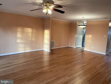 4045 Chesterwood Dr, Silver Spring, MD 20906 - photo 4