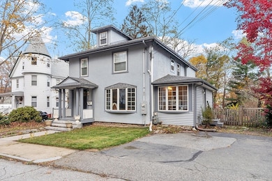 24 Myrtle Ave, Wakefield, MA 01880 - photo 2