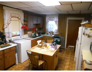 19 Harlem St, Dorchester, MA 02121 - photo 2