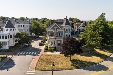 84 Eastern Promenade unit 3, Portland, ME 04101 - photo 4