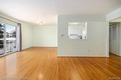 426 Fox Hills Dr N unit A5, Bloomfield Hills, MI 48304 - photo 6