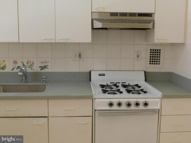 Van Ness East unit 643, Washington, DC 20008 - photo 6