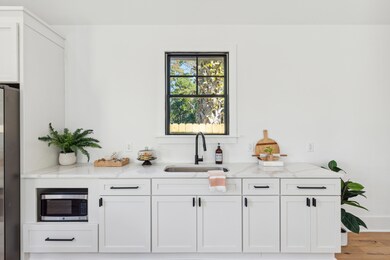 8StockerDr-KeenEyeMarketing-051