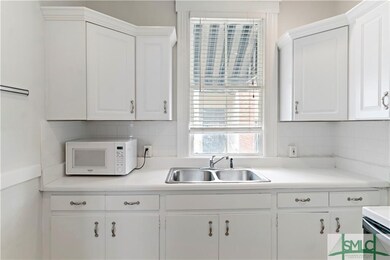 17 E Jones St unit Upper Carriage House, Savannah, GA 31401 - photo 7