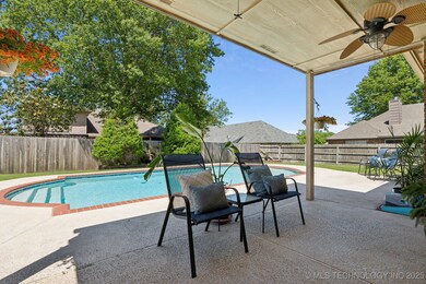 1010 E Seattle Place, Broken Arrow, OK 74012 - photo 3