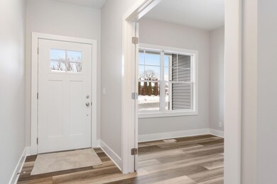 6-web-or-mls-1438 Eagle Shore Ct, Hudson