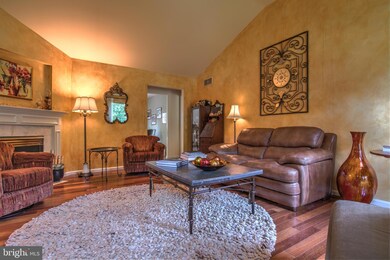 8 Archer Ln, Reading, PA 19607 - photo 5