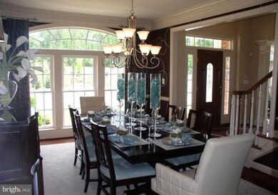 7298 Flaxpool Ct, Hanover, MD 21076 - photo 3