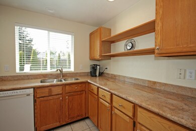 1235 S 235th Place, Des Moines, WA 98198 - photo 5