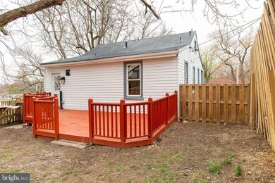 6201 Fair Oaks Ave, Baltimore, MD 21214 - photo 5