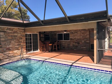 Pool2