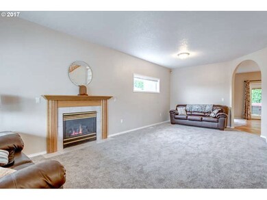 2107 Nugget Ln, Newberg, OR 97132 - photo 6