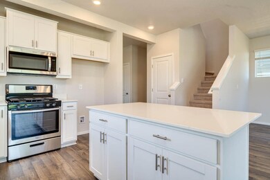 006 Kitchen