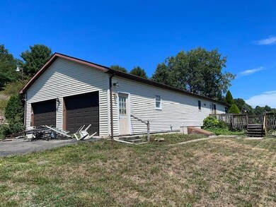 180 Douglas Ln, Kunkletown, PA 18058 - photo 2