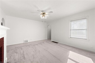 1815 E 36th St, Lorain, OH 44055 - photo 4