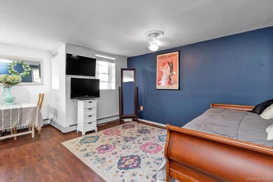 475 W Broadway unit G4, Long Beach, NY 11561 - photo 3