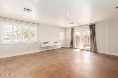 6226 Unit A great room
