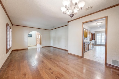 1017 Cherry Ct, Hurst, TX 76053 - photo 7