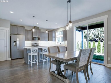 562 N Knights Bridge Rd, Canby, OR 97013 - photo 7