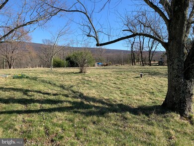 11169 Winchester Grade Rd, Berkeley Springs, WV 25411 - photo 6