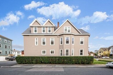 87 Hamilton St unit 2, Worcester, MA 01604 - photo 3