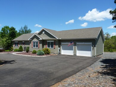 200 Claremont Dr, Albrightsville, PA 18210 - photo 2