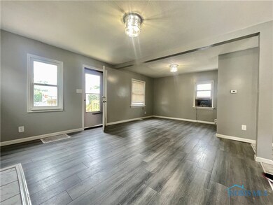 1940 Fairfax Rd, Toledo, OH 43613 - photo 4