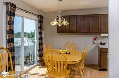 661 W 92nd Ave Anchorage AK-small-007-Di