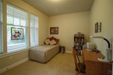 1537 NW Lewis St, Bend, OR 97701 - photo 4