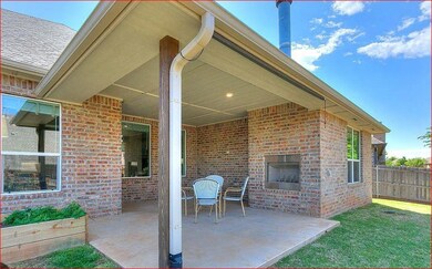 1817 Verdot Cir, Edmond, OK 73012 - photo 4