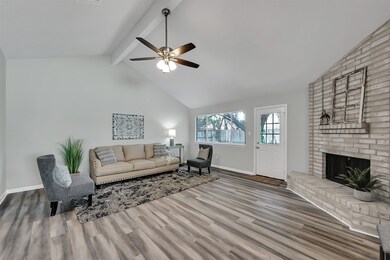 7235 Sonnet Glen Ln, Houston, TX 77095 - photo 7