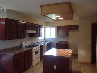 1510 Westbury Cir, North Aurora, IL 60542 - photo 5