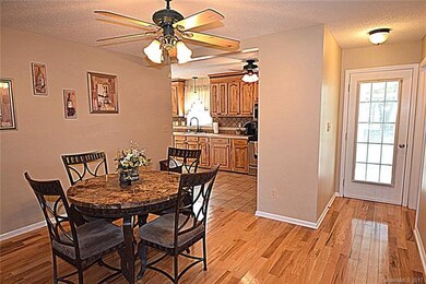 2557 Gold Rush Dr, Lincolnton, NC 28092 - photo 4