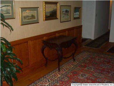 101 Cheshire Place, Staten Island, NY 10301 - photo 5