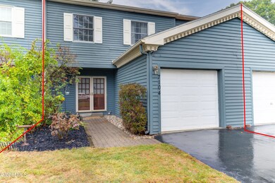 7104 Suzanne Ln, Schenectady, NY 12303 - photo 5