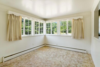 Sunroom or 3rd Bedroom