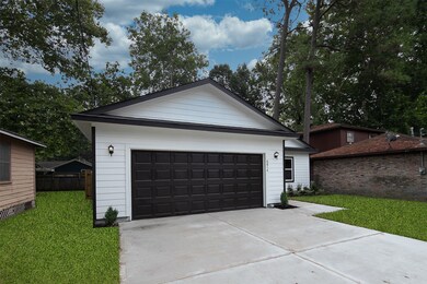 6814 Bethune Dr, Houston, TX 77091 - photo 2